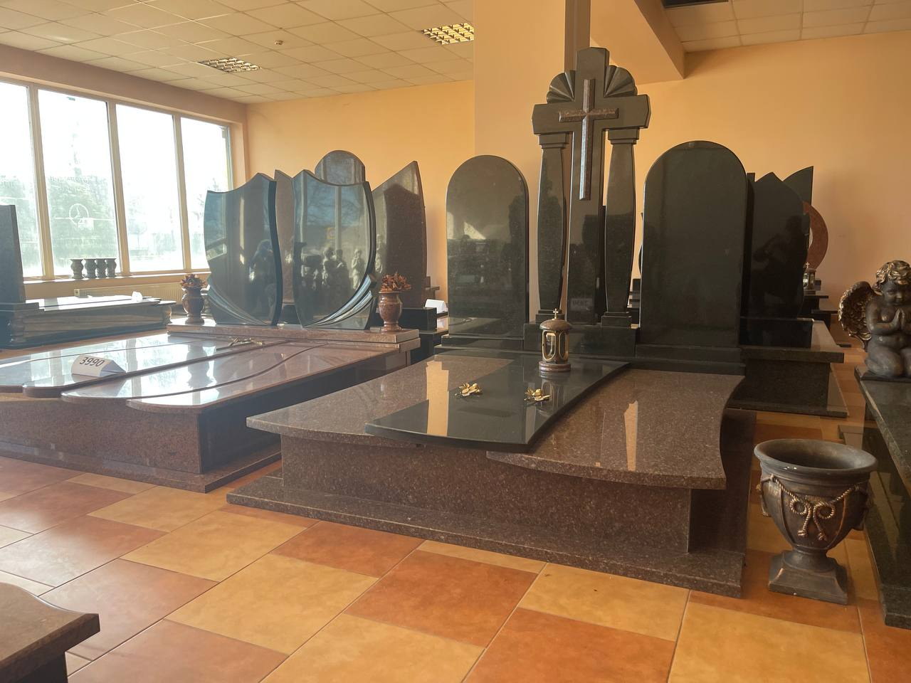 Подвійні пам’ятники PROSPERE