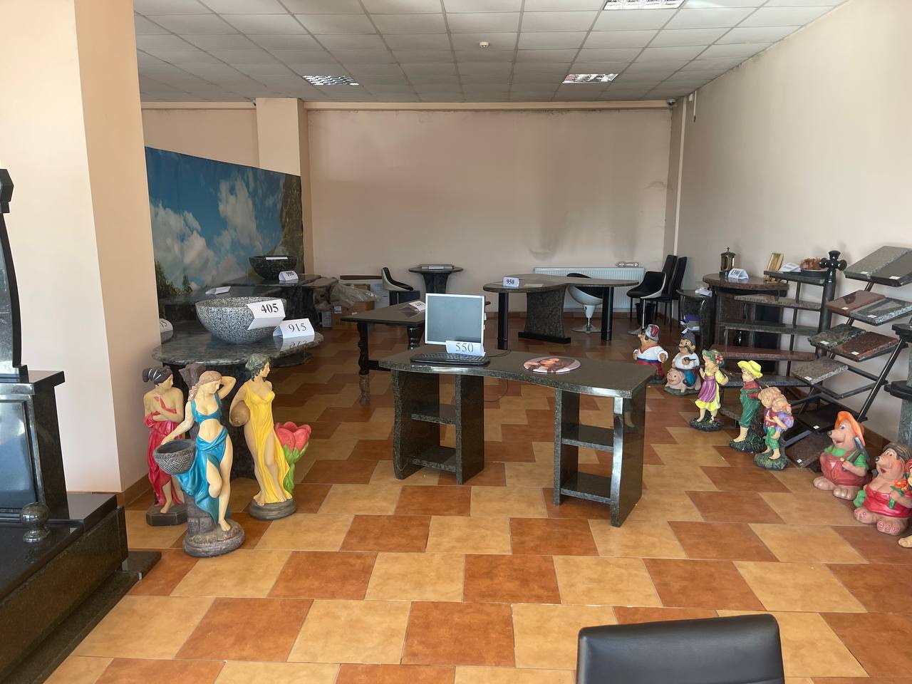 Дизайнерський пам’ятник